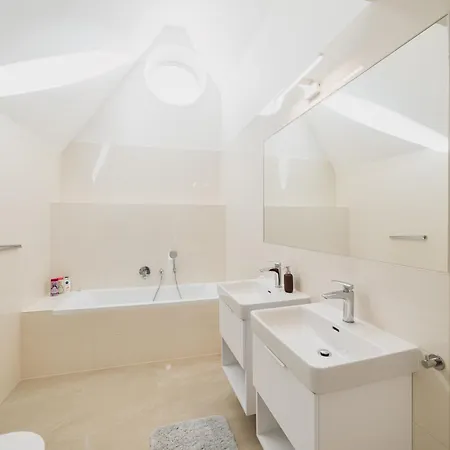 דירה Royal Loft