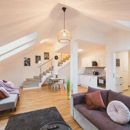 Royal Loft פראג
